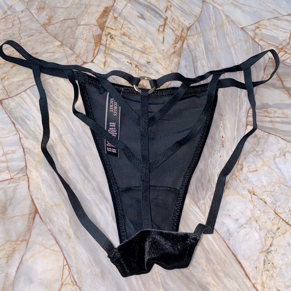 New VS Panty String Bikini Strappy Cheeky Cut‎ Out Panties Limited Edition large